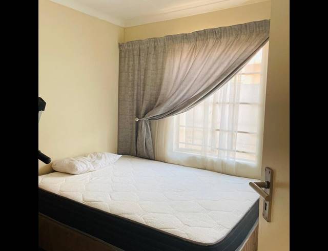 3 BEDROOM HOUSE FOR SALE IN SKY CITY
